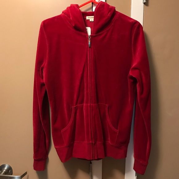burgundy fleece hoodie